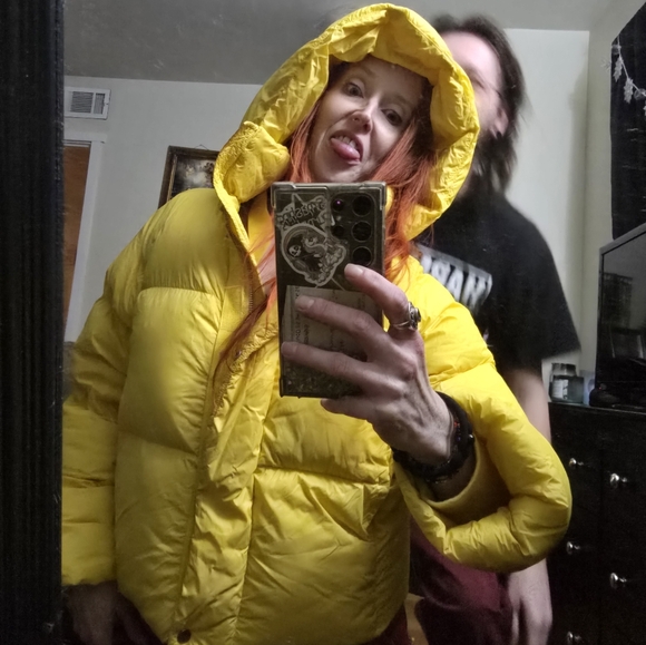 Meet the Posher Other - Meet your Posher, Shelly